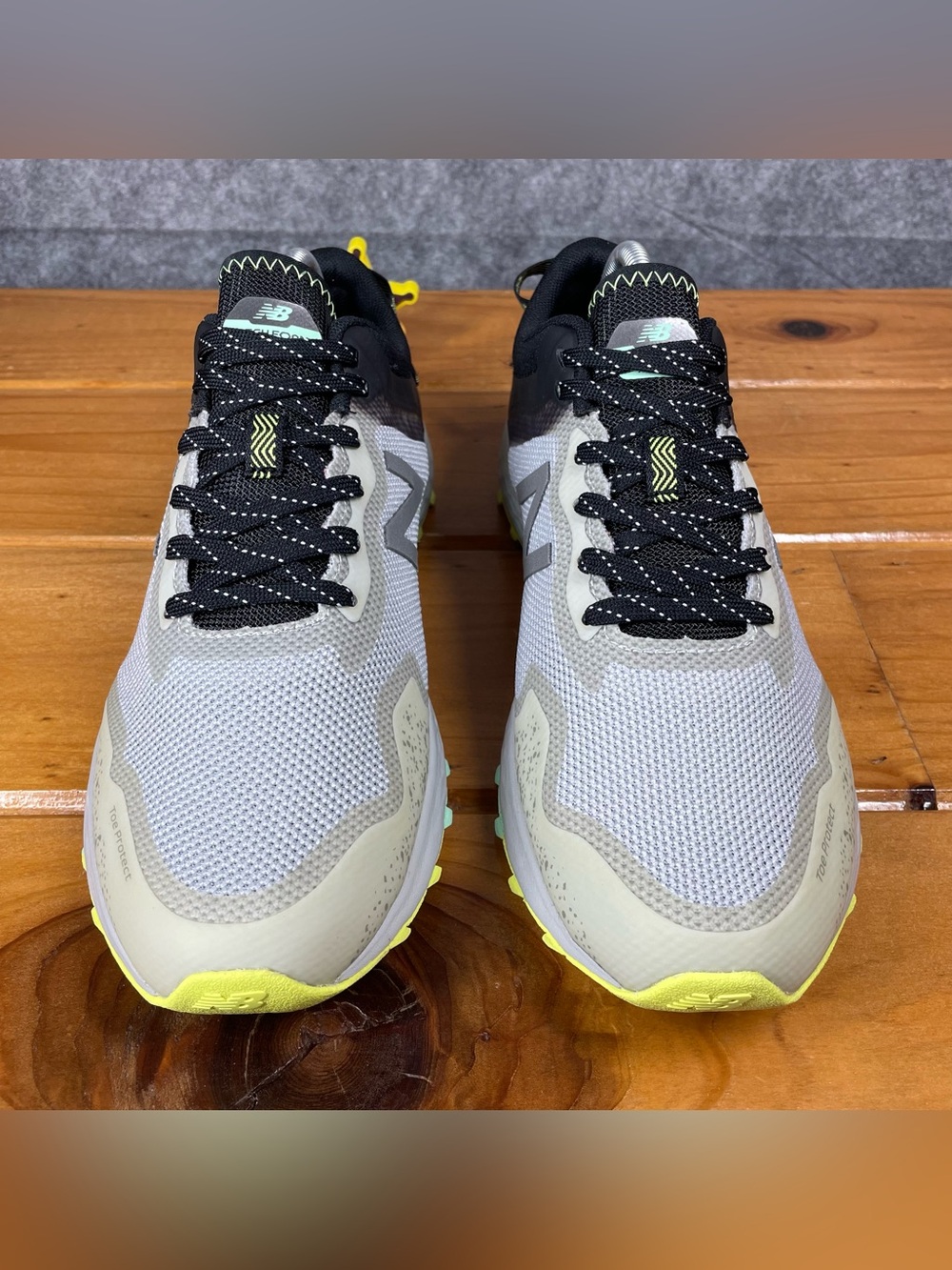 New Balance Fresh Foam Arishi Trail Womens 10 D Wide Gray Running Shoes WTARISS1 - Picture 6 of 15